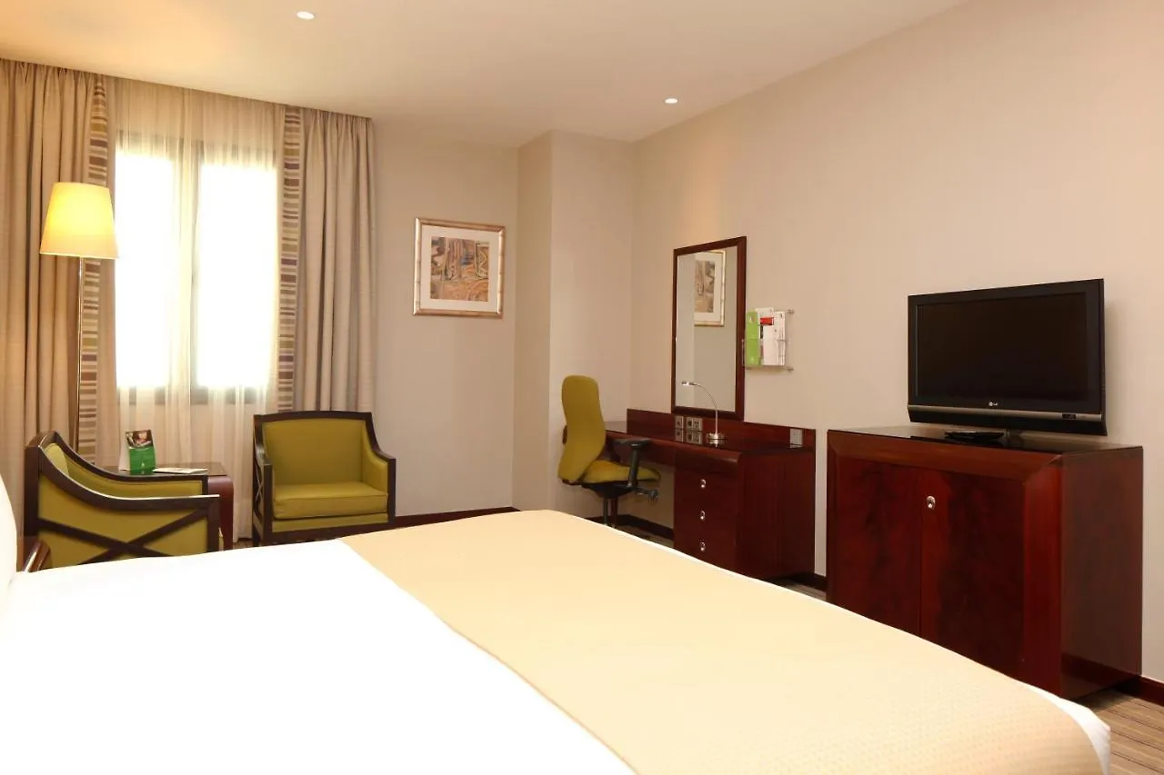 Holiday Inn Olaya By Ihg Riyadh 4*,