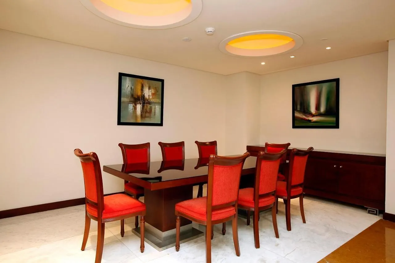 Holiday Inn Olaya By Ihg Riyadh 4*,